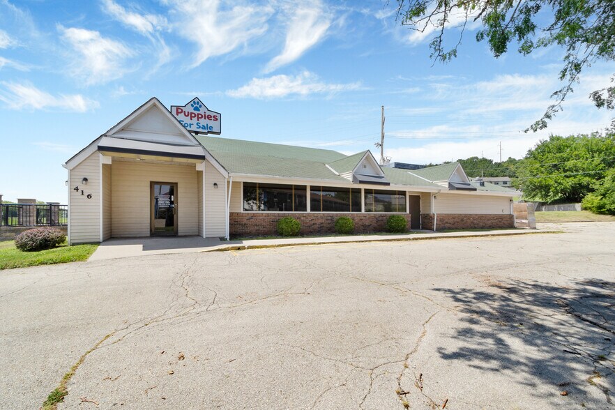 416 W Golden Belt Blvd, Junction City, KS à vendre - Photo de l’immeuble – Image 2 sur 39