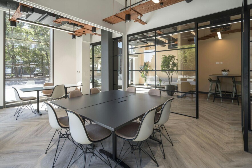 132 Cavell St, Londres à louer - Photo de l’immeuble – Image 2 sur 40