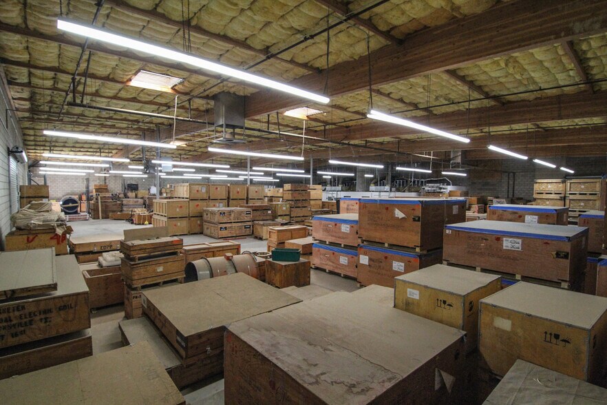 45440 Trevor Ave, Lancaster, CA à vendre - Photo intérieure – Image 2 sur 28