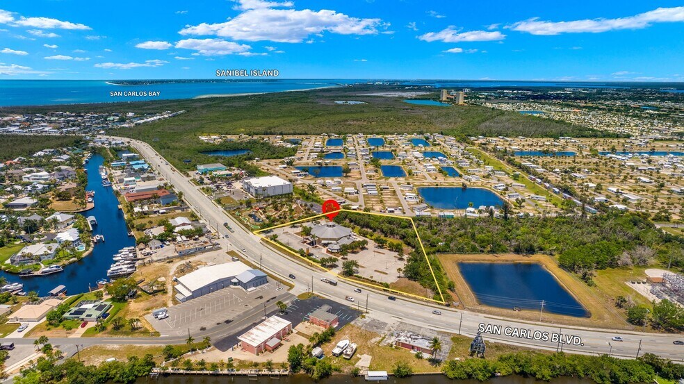 17650 San Carlos Blvd, Fort Myers, FL à vendre - Photo de l’immeuble – Image 2 sur 62