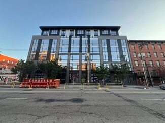 Plus de détails pour 139 Christopher Columbus Dr, Jersey City, NJ - Local commercial à louer
