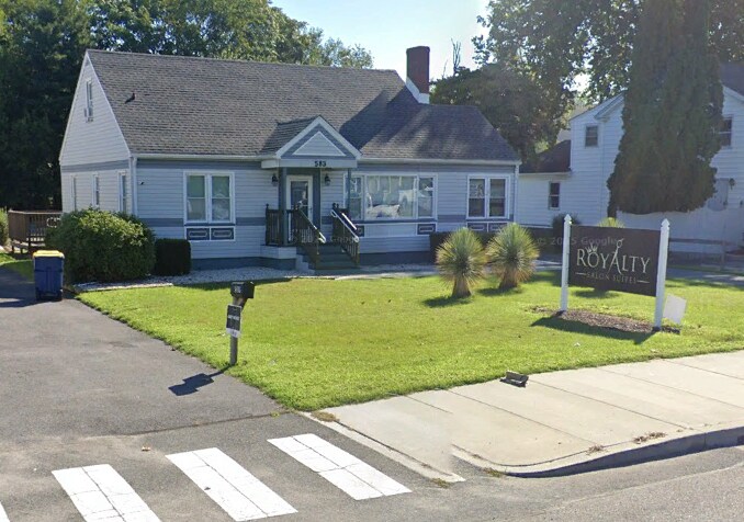 583 N Dupont Hwy, Dover, DE à louer - Photo de l’immeuble – Image 2 sur 3