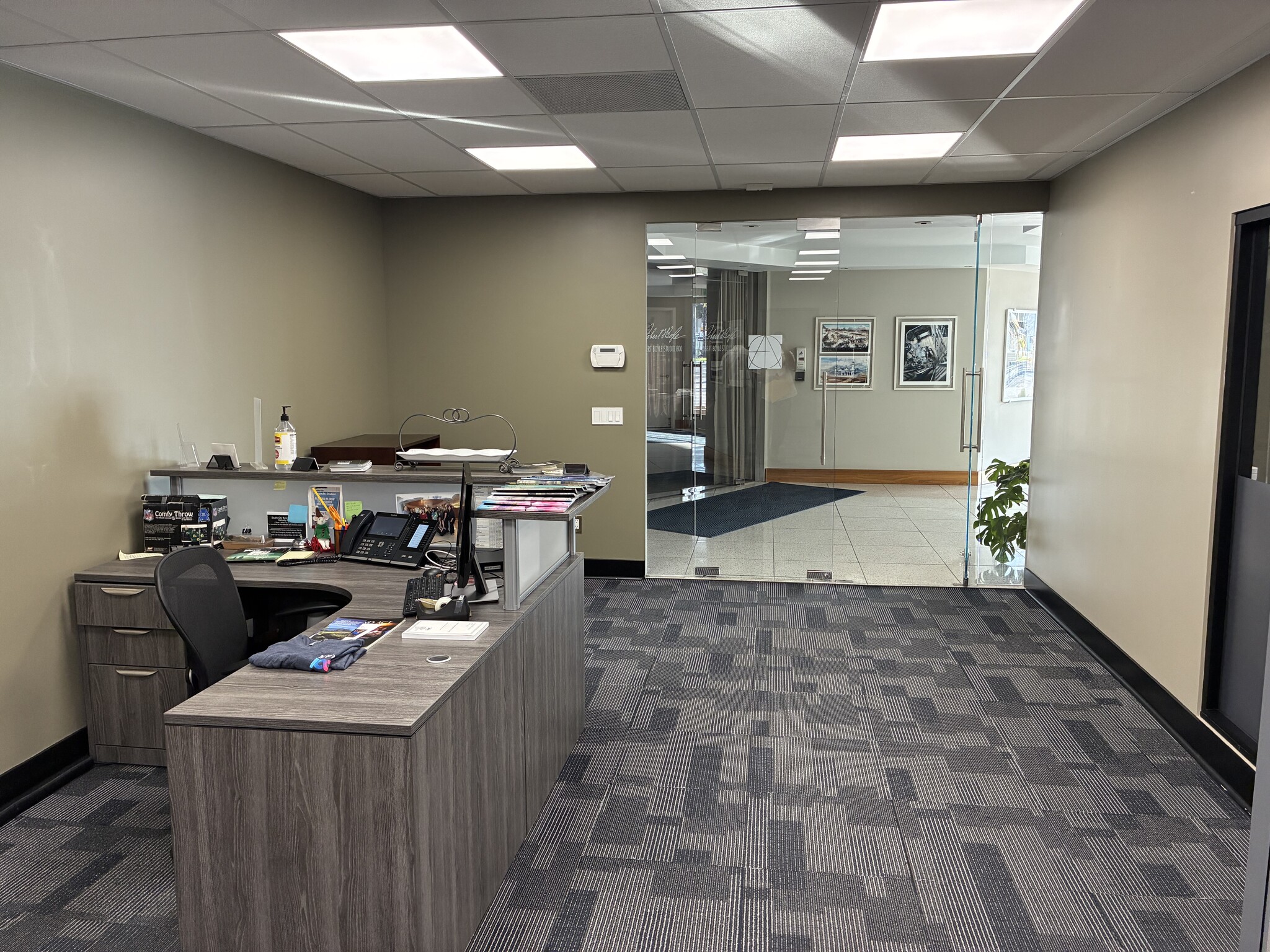 11969 Ventura Blvd, Studio City, CA à louer Photo intérieure– Image 1 sur 9