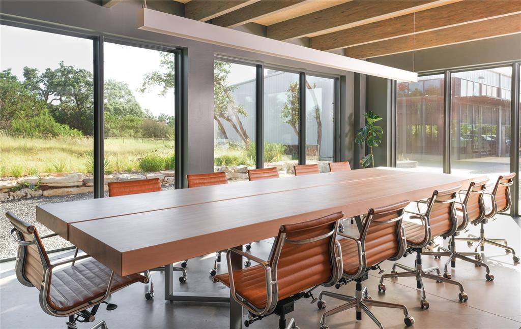 14510 Fitzhugh Rd, Austin, TX à louer Photo intérieure– Image 1 sur 13