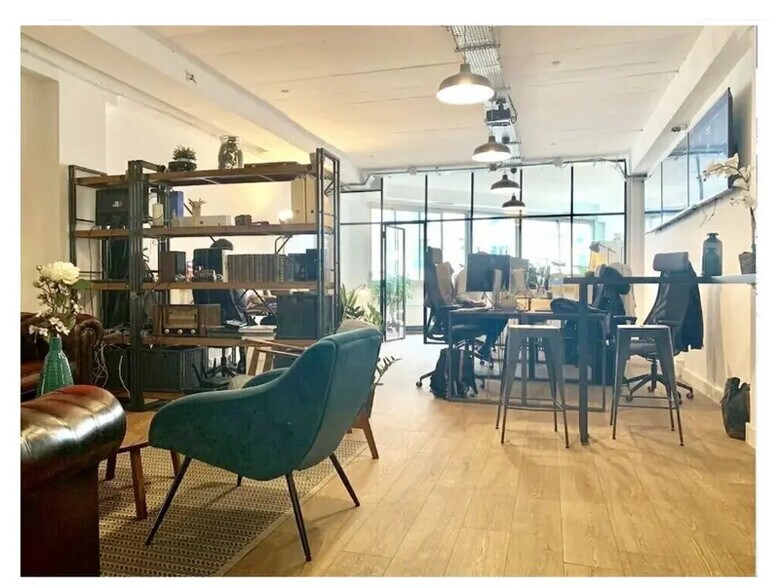 Bureau dans Paris à louer - Photo de l’immeuble – Image 3 sur 4