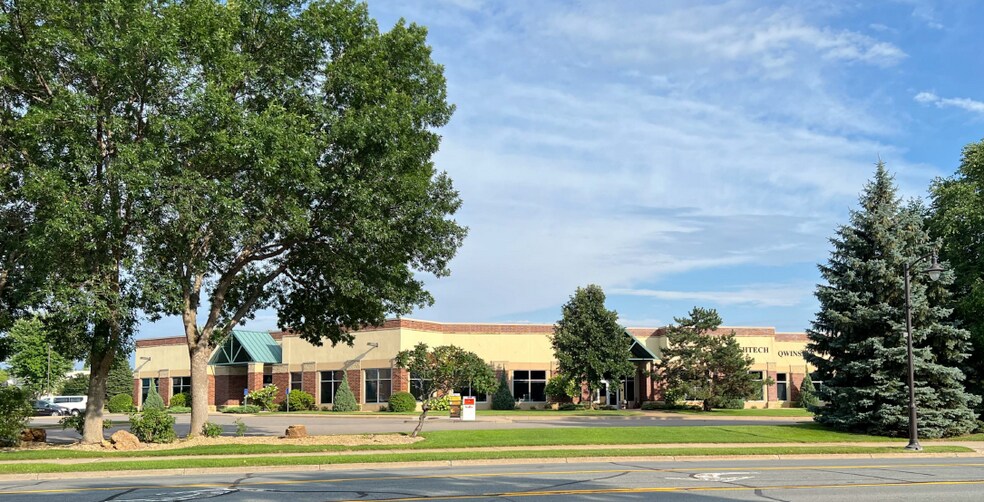 3500 Willow Lake Blvd, Vadnais Heights, MN à louer - Photo de l’immeuble – Image 1 sur 2