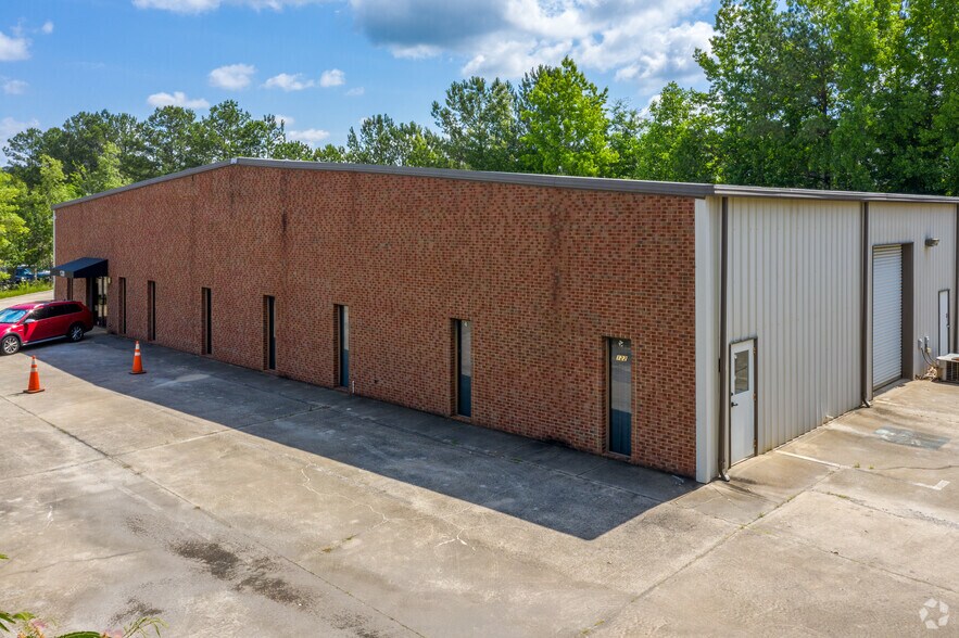 120 Robinson Ct, Fayetteville, GA à vendre - Photo principale – Image 1 sur 14