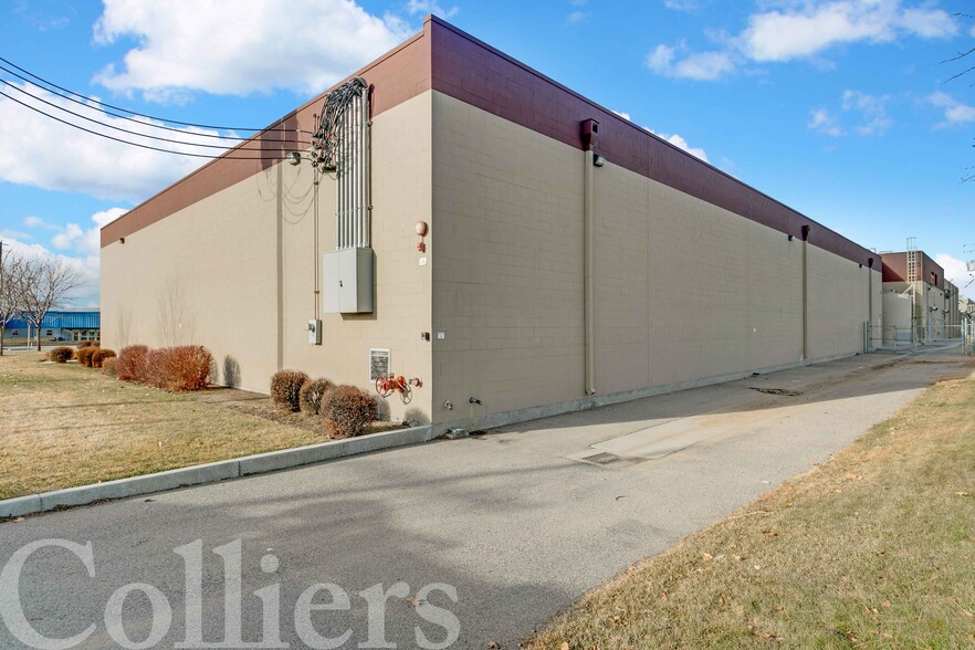 11193 W Emerald St, Boise, ID à louer - Photo de l’immeuble – Image 2 sur 14