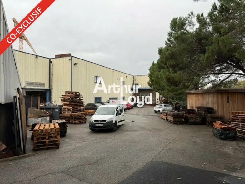 Local d'activités dans Mouans-Sartoux à vendre - Photo de l’immeuble – Image 2 sur 4