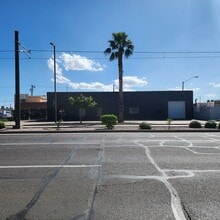 2315 E Washington St, Phoenix, AZ à louer Photo intérieure– Image 1 sur 7