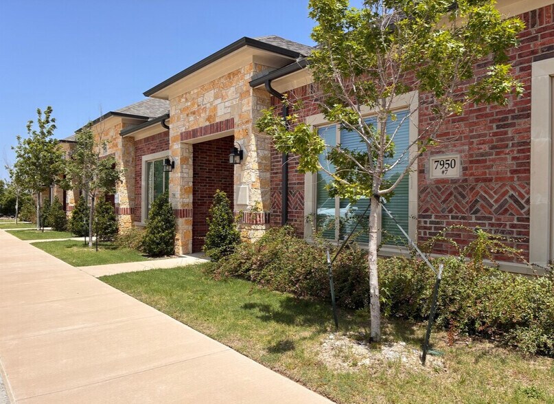7950 Preston Rd, Frisco, TX à louer - Photo de l’immeuble – Image 3 sur 14
