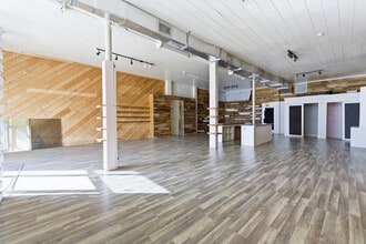 5023 S Dixie Hwy, West Palm Beach, FL à louer Photo intérieure– Image 2 sur 10