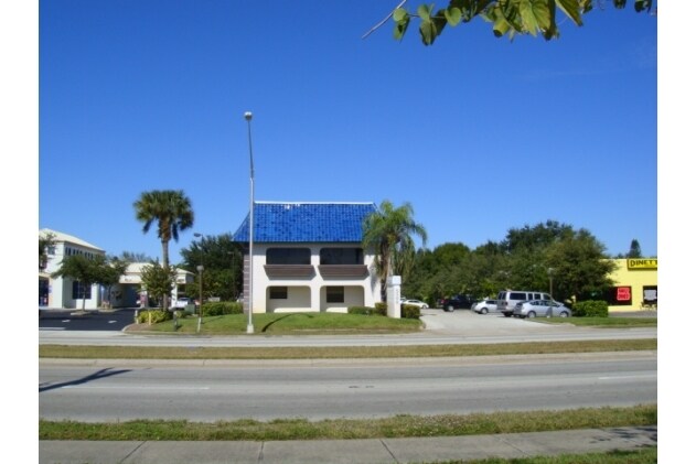 5306 Cortez Rd W, Bradenton, FL à vendre - Photo de l’immeuble – Image 3 sur 37