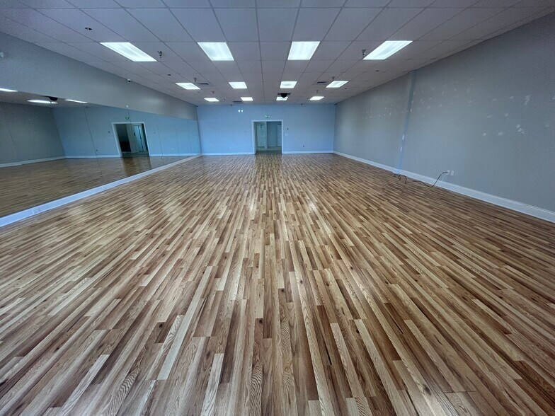 17051 Jean St, Fort Myers, FL à louer - Photo de l’immeuble – Image 3 sur 16