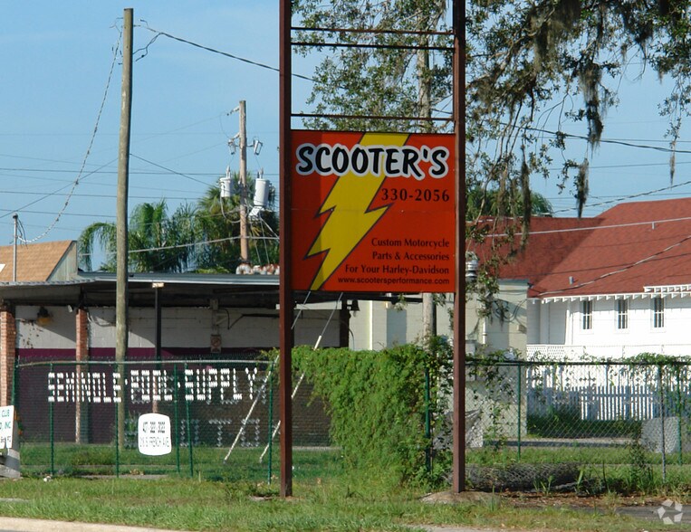 210 S French Ave, Sanford, FL à vendre - Photo de l’immeuble – Image 3 sur 4