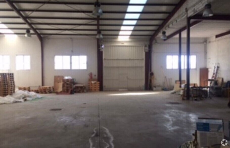 Industriel/Logistique dans Olías del Rey, Toledo à vendre - Photo de l’immeuble – Image 2 sur 7
