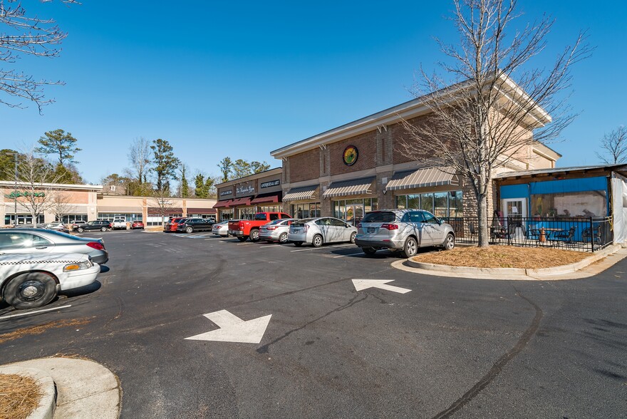 800 Whitlock Ave, Marietta, GA à louer - Photo de l’immeuble – Image 3 sur 12