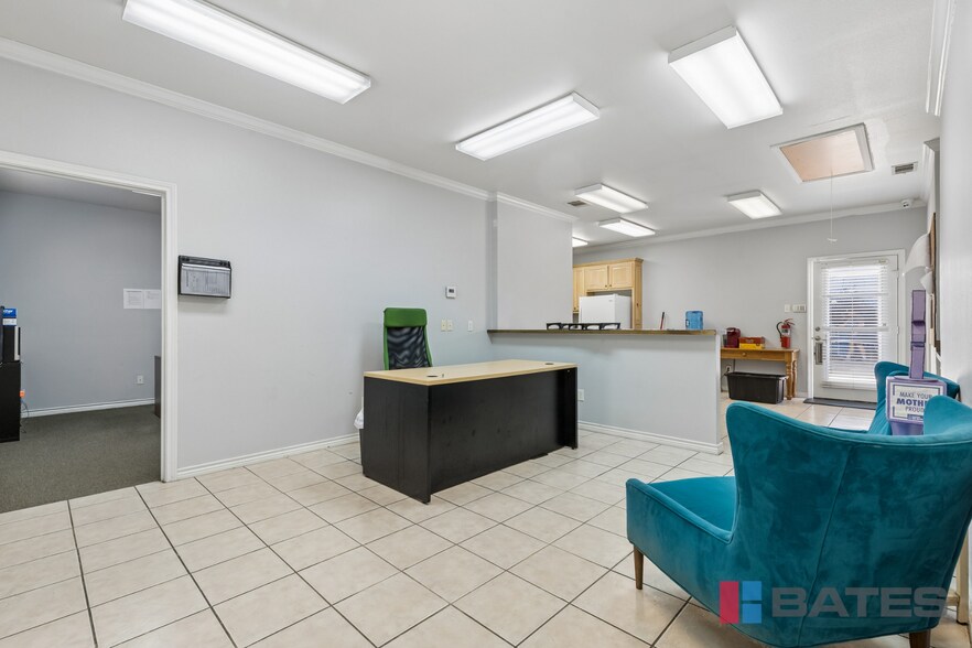 423 Gautney St, Garland, TX à vendre - Photo de l’immeuble – Image 3 sur 11