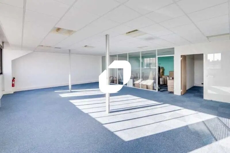 Bureau dans Paris à louer - Photo de l’immeuble – Image 3 sur 15