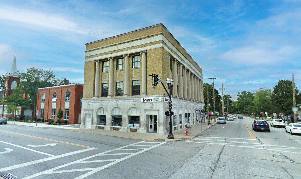 7-11 W Washington St, Chagrin Falls, OH à louer - Photo de l’immeuble – Image 2 sur 6