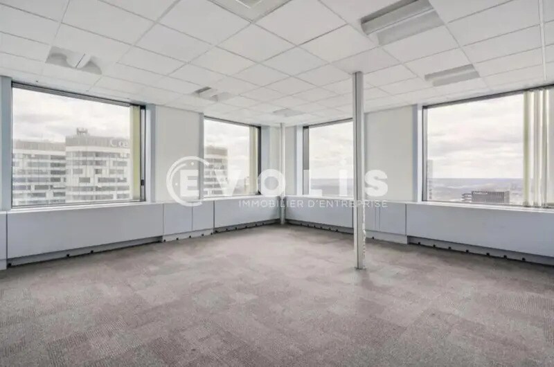 Bureau dans Courbevoie à louer Photo intérieure– Image 1 sur 12