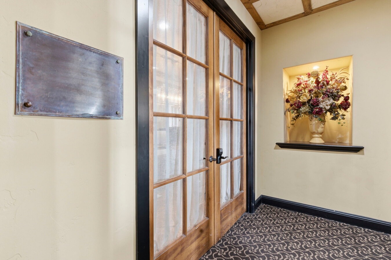 1531 E Bradford Pky, Springfield, MO 65804 - Lot 330 -  - Photo intérieure - Image 1 of 15