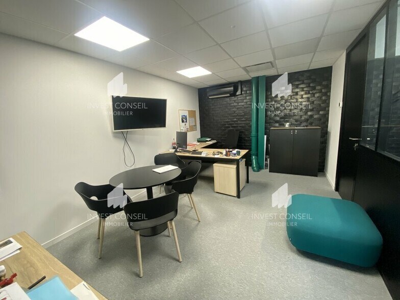 Local d'activités dans Cergy à vendre - Photo intérieure – Image 3 sur 10
