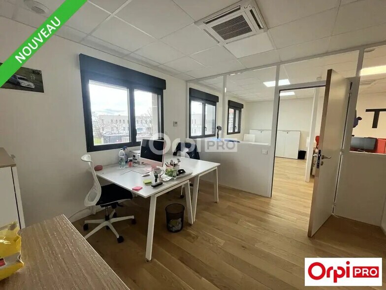 Bureau dans Valence à louer - Photo de l’immeuble – Image 1 sur 5