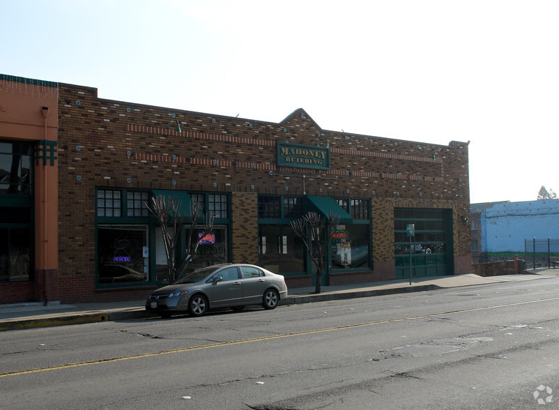 250 Water St, Petaluma, CA à louer - Photo de l’immeuble – Image 2 sur 2