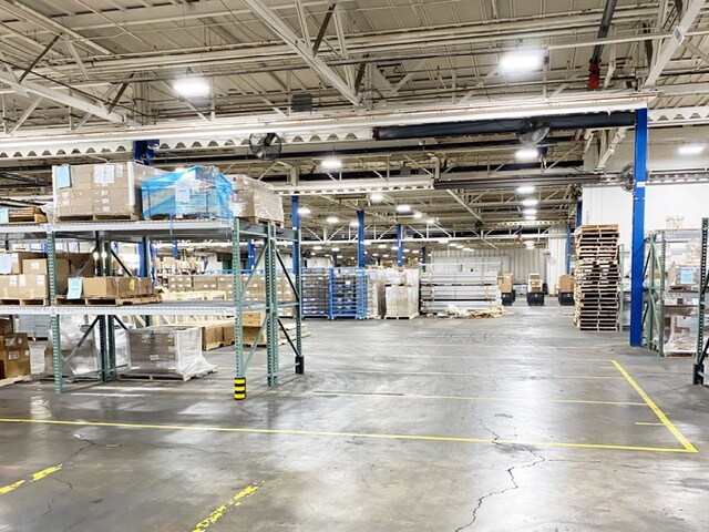 1400 Worden Rd, Wickliffe, OH à vendre - Photo intérieure – Image 2 sur 17