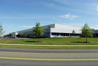 Plus de détails pour 100 Mount Holly Bypass, Lumberton, NJ - Industriel/Logistique à louer