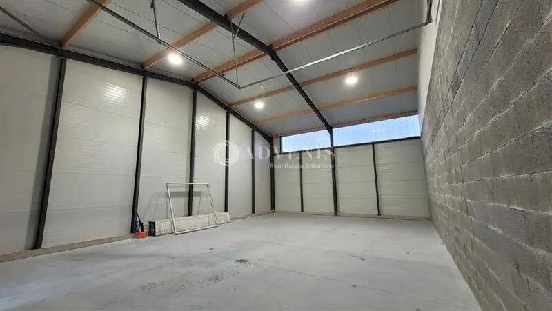 Local d’activités dans Mouzillon à louer - Photo de l’immeuble – Image 3 sur 4