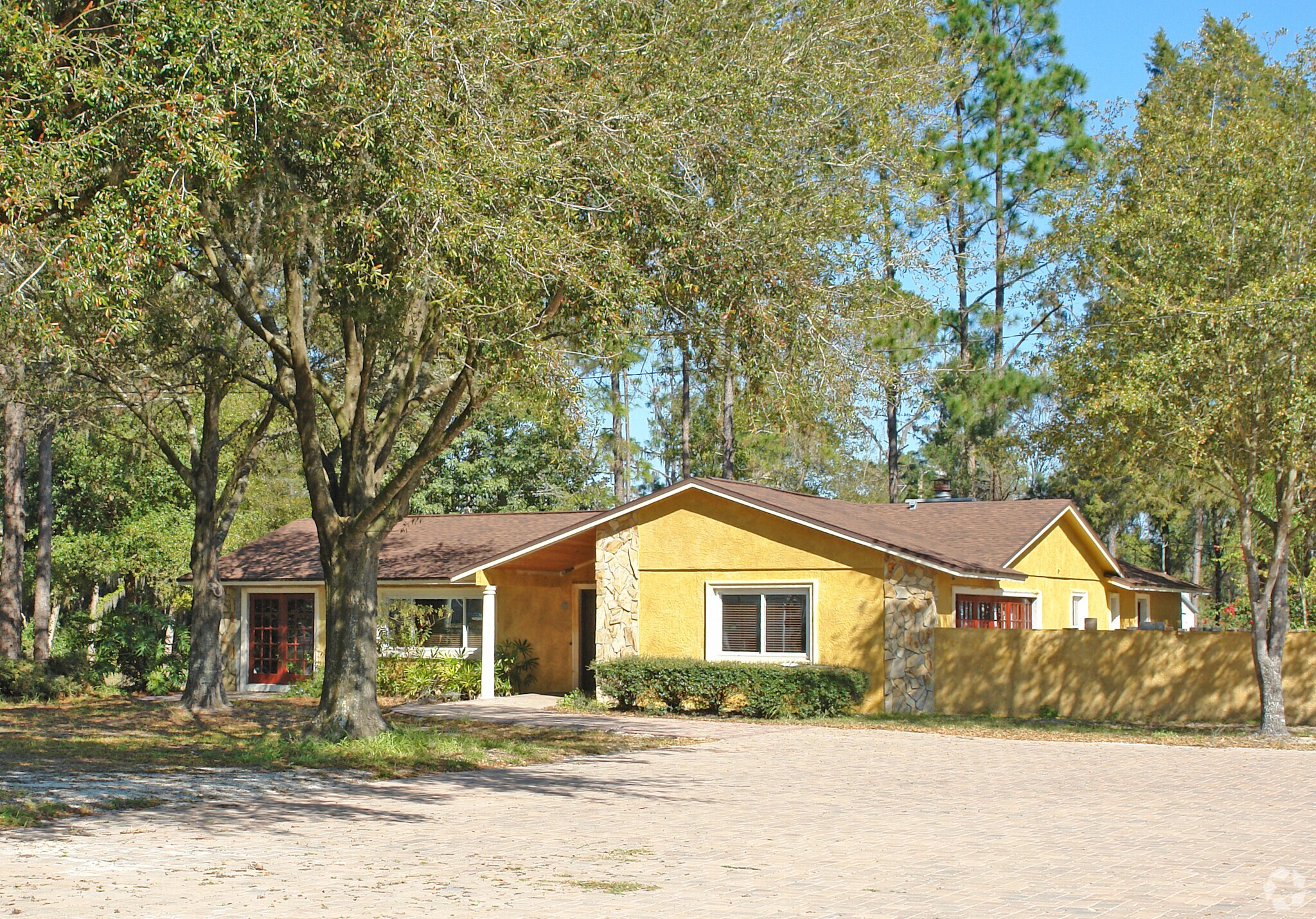 124 Nevel Rd, Lutz, FL à vendre Photo principale– Image 1 sur 1