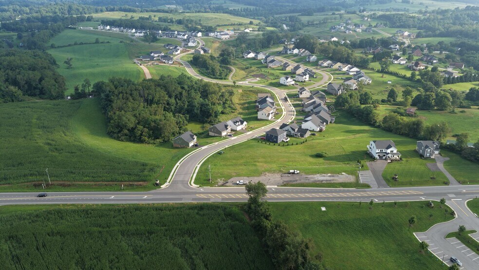 3966 Prices Fork Rd, Blacksburg, VA à vendre - Photo de l’immeuble – Image 2 sur 16