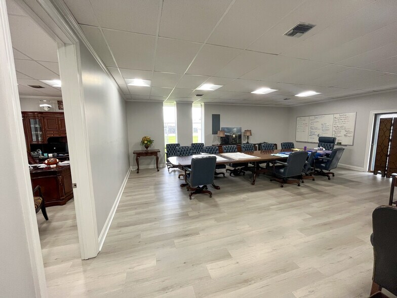 3019 W Admiral Doyle Dr, New Iberia, LA à louer - Photo de l’immeuble – Image 3 sur 13