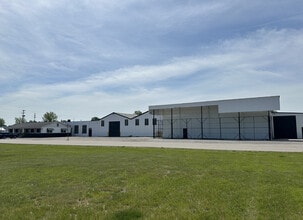 1100 Pearl St, Chesaning, MI à vendre Photo de l’immeuble– Image 2 sur 2