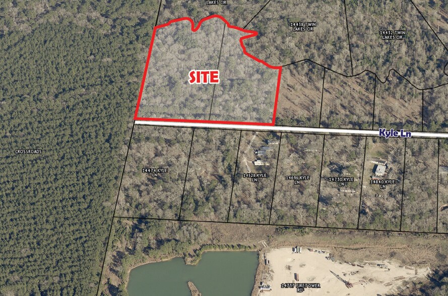 14471 Kyle Ln, Conroe, TX à vendre - Aérien – Image 2 sur 5