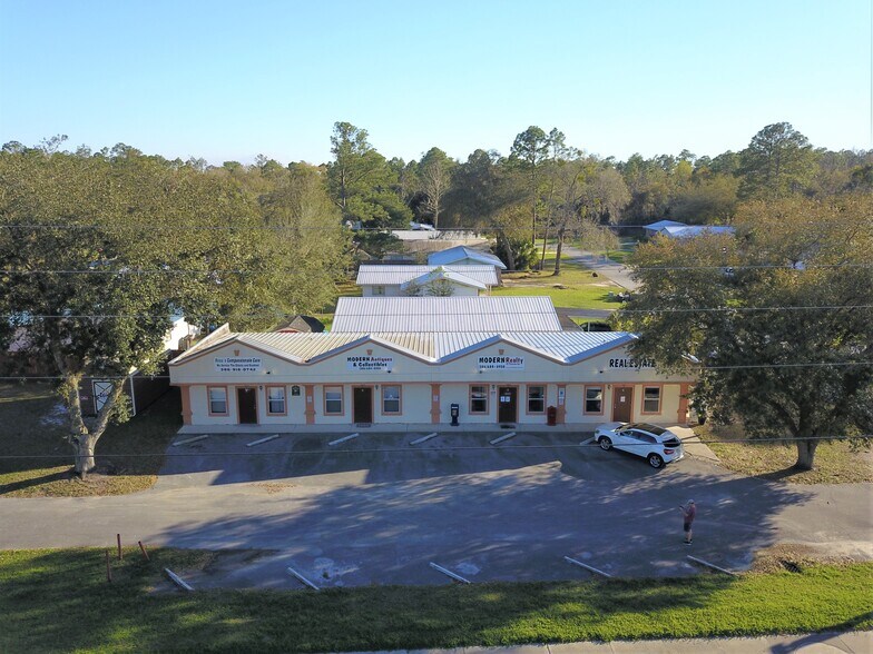 881 State Road 20, Interlachen, FL à louer - Photo de l’immeuble – Image 3 sur 34