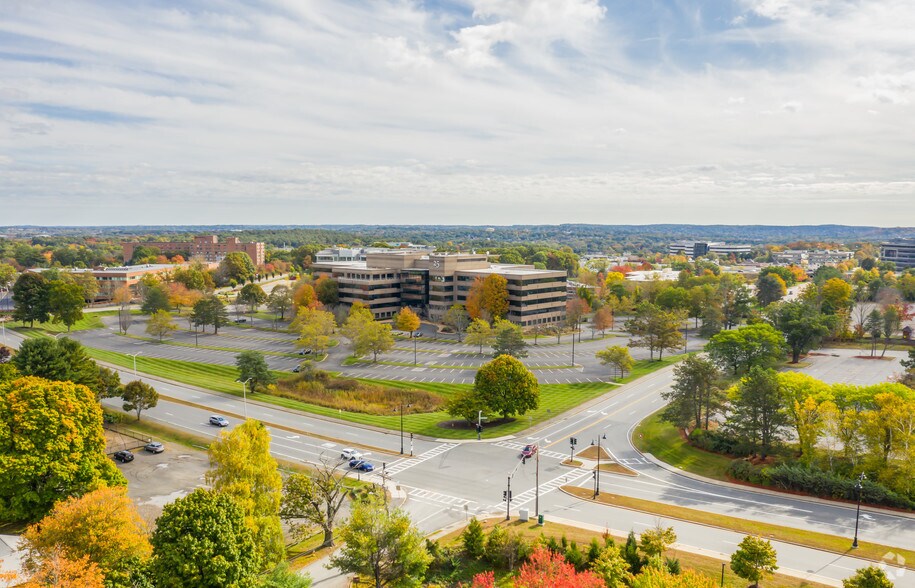 25 Mall Rd, Burlington, MA à louer - Photo de l’immeuble – Image 3 sur 43