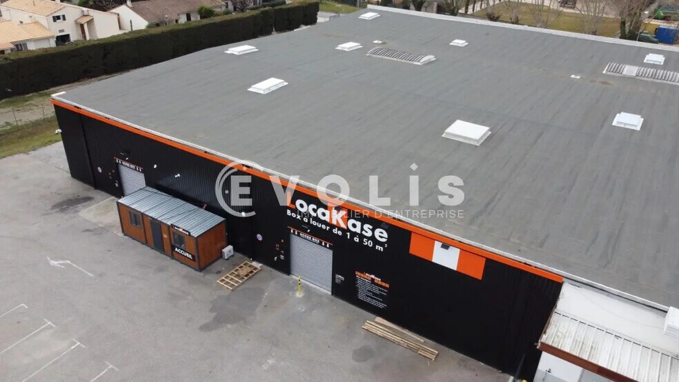 490 Route De Carpentras, Vedène à louer - Photo de l’immeuble – Image 2 sur 6