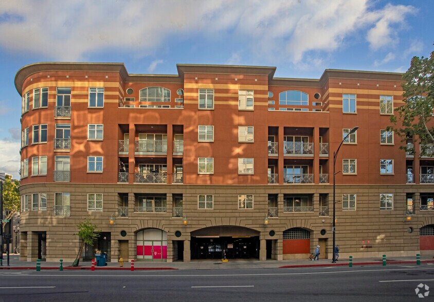 100-140 E San Fernando St, San Jose, CA à louer - Photo de l’immeuble – Image 2 sur 4