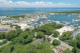Plus de détails pour 411 W Lake Dr, Montauk, NY - Hôtellerie à vendre