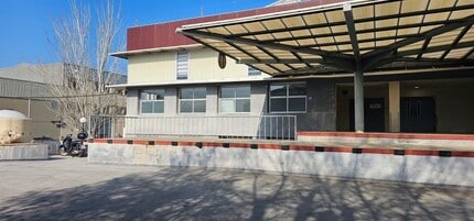 Industriel/Logistique dans Sant Just Desvern, Barcelona à louer Photo intérieure– Image 1 sur 12