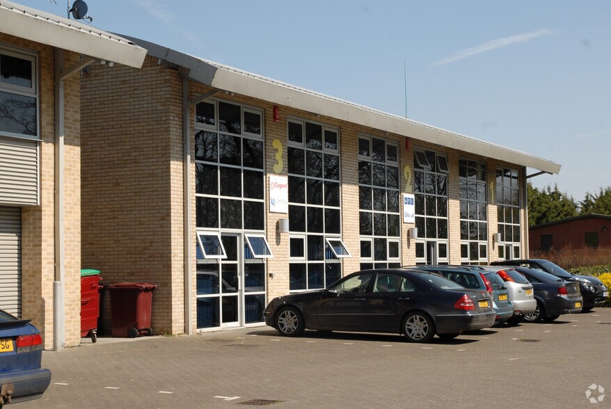 Old Stowmarket Rd, Woolpit à louer - Photo de l’immeuble – Image 2 sur 5