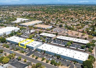 9185 S Farmer Ave, Tempe, AZ à louer Photo de l’immeuble– Image 2 sur 2