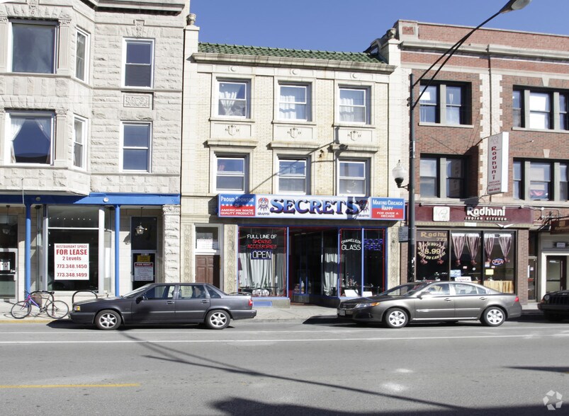 3229 N Clark St, Chicago, IL à louer - Photo de l’immeuble – Image 2 sur 2