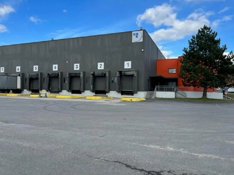 Industriel/Logistique dans Montsoult à louer - Photo de l’immeuble – Image 2 sur 10