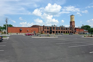 Plus de détails pour 300 N Maple St, Lebanon, TN - Local commercial à louer