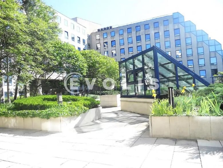12 Rue De La Renaissance, Antony à louer - Photo de l’immeuble – Image 1 sur 3