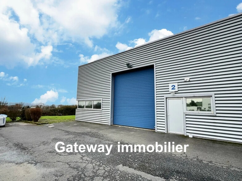 Industriel/Logistique dans Creuzier-le-Neuf à vendre - Photo de l’immeuble – Image 2 sur 9
